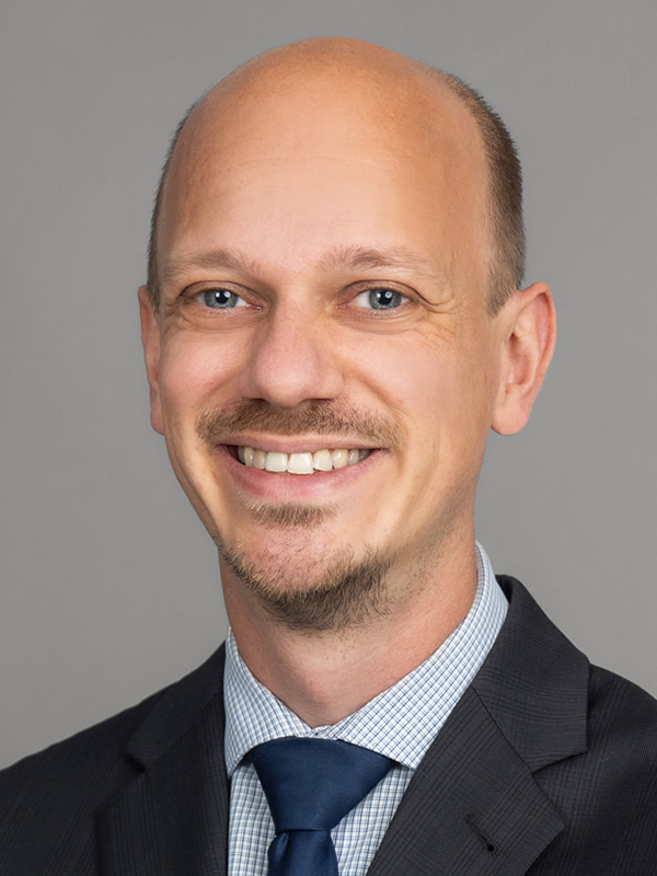 Pieter L. de Bruijn Pieter L. de Bruijn
